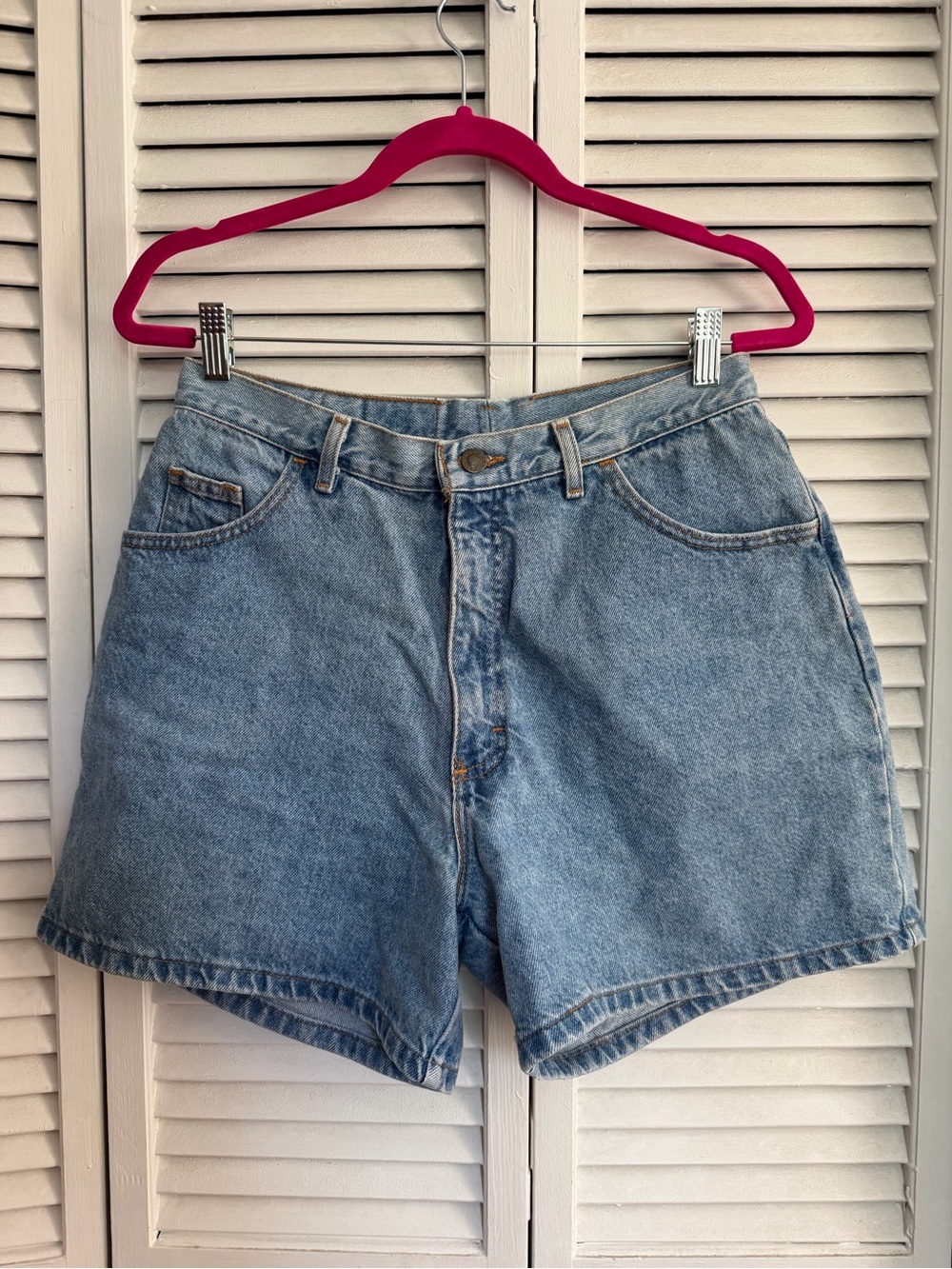 London Jeans vintage high waisted ‘mom jeans’ shorts, vintage size 16